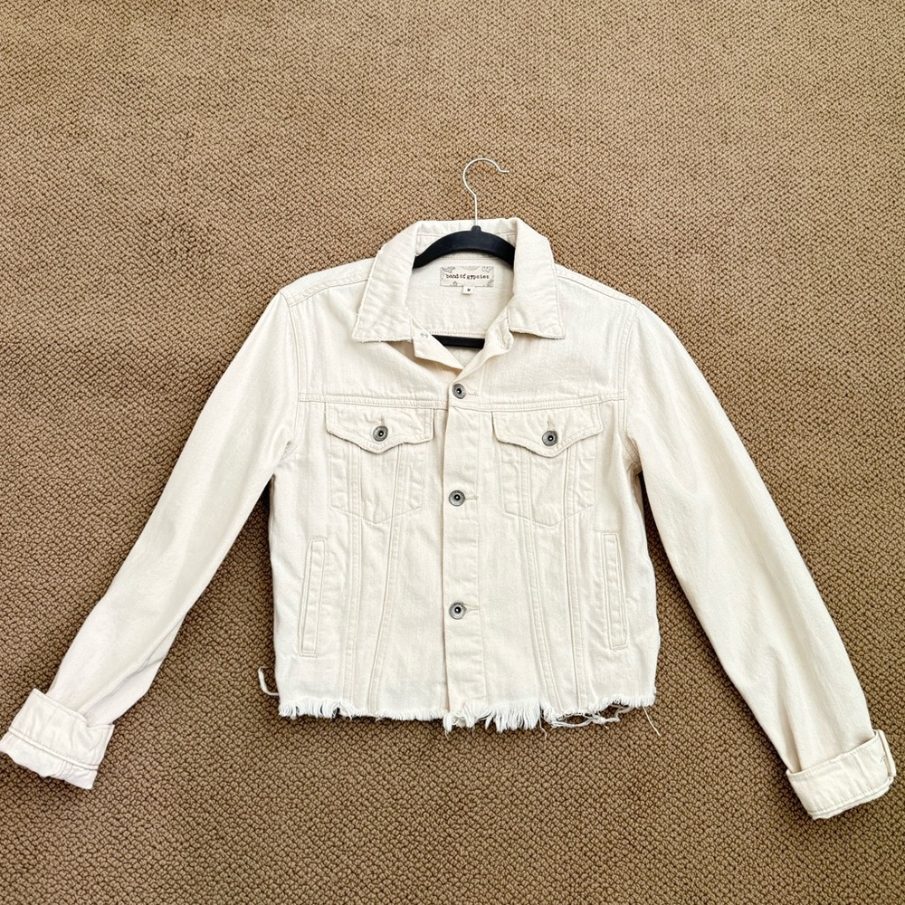 WHITE DENIM JEAN JACKET